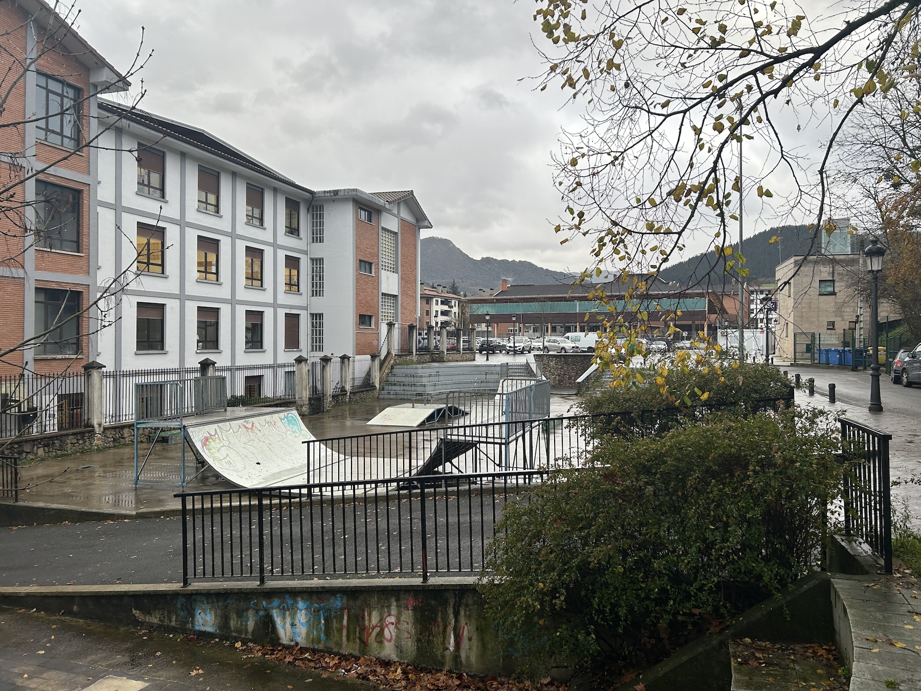 Euskadi Enparantza Plaza Skatepark